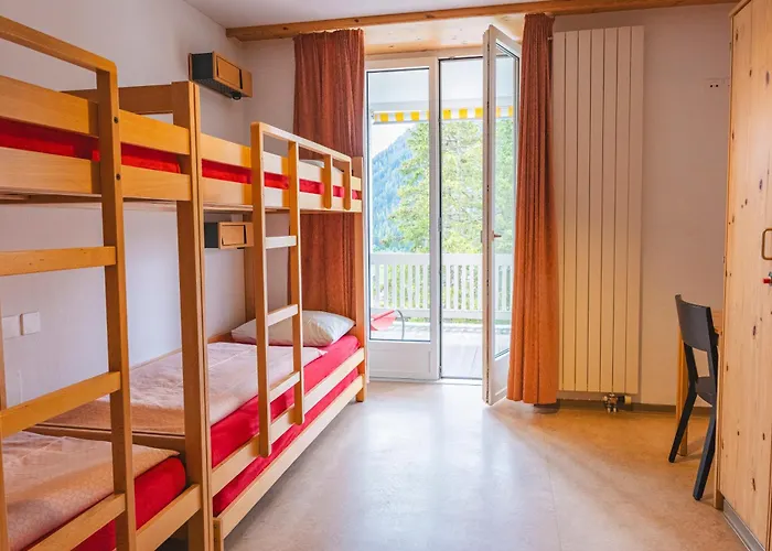 بيت شباب شباب يوث *