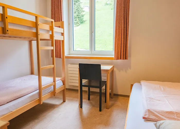 شباب يوث * دافوس