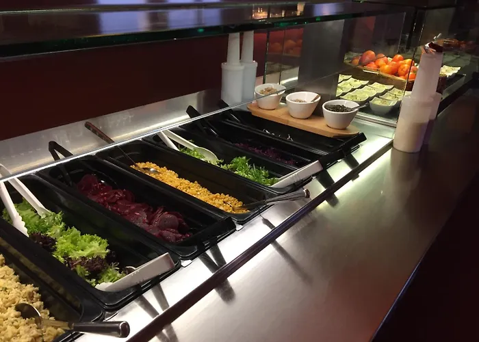 بيت شباب شباب يوث